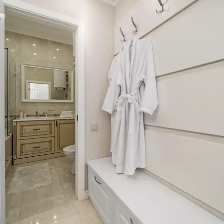 Lux Sea View Flat In Arcadia *