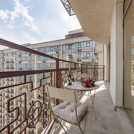 Lux Sea View Flat In Arcadia Apartment